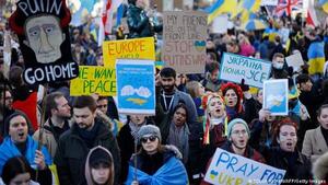 Registran movilizaciones en todo el mundo en rechazo a la invasión de Rusia a Ucrania - ADN Digital