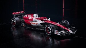 Alfa Romeo cierra las presentaciones con su C42