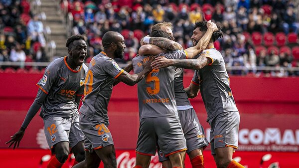 Omar Alderete, uno de los destacados en la victoria del Valencia