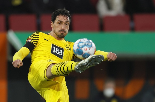 El Augsburgo amarga al Dortmund