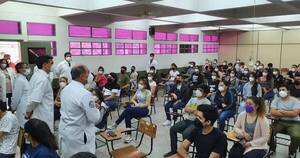 La Nación / Continuarán clases virtuales y prácticas presenciales en la Facultad de Medicina UNA