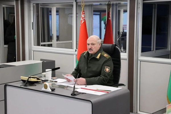 Bielorrusia aprobó referéndum constitucional que revoca su estatus no nuclear y abre el camino para las armas atómicas rusas