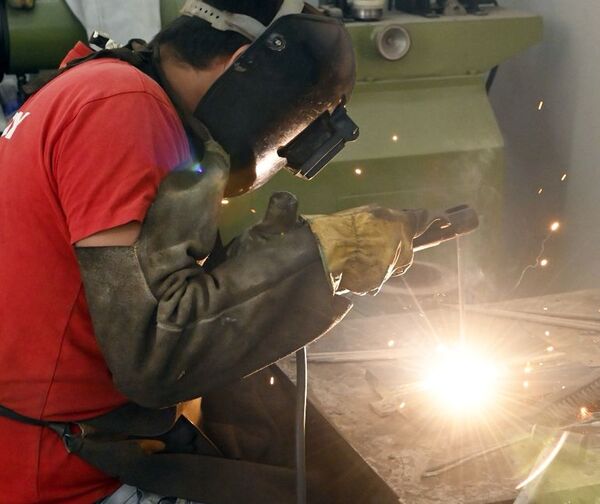 La metalúrgica, eslabón clave en la reactivación de la economía - Día del Metalúrgico 2022 - ABC Color