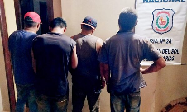 Cuatro detenidos por atropellar barrera de laCaminera, y atacar a policías en Hernandarias – Diario TNPRESS