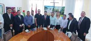 Firmarán acta de compromiso para concretar nuevo puente entre Presidente Franco y Puerto Yguazú - La Clave
