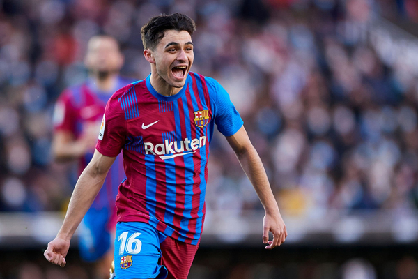 Pedri se postula como el heredero de Andrés Iniesta - El Independiente