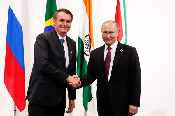 Bolsonaro dice que habló con Putin y que Brasil seguirá "en la neutralidad" sobre Ucrania - El Trueno