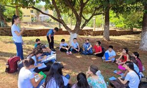 Instruyen a monaguillos en Franco