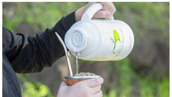 El mate muy caliente puede producir cáncer
