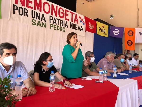 Crónica / Esperanza tiroteó contra los "figuretis" de la oposición