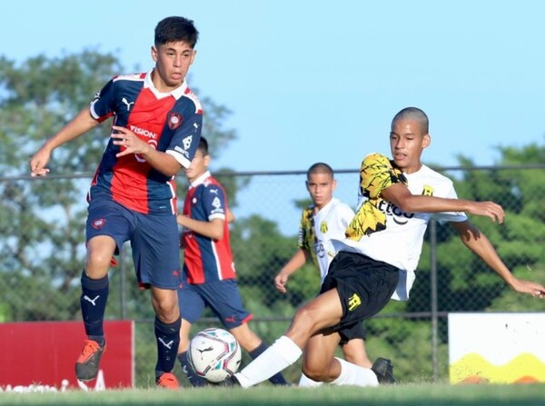 Tres victorias y tres empates en la Sub 14 - APF