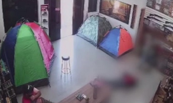 De película: Asalto y muerte en Armería - SNT