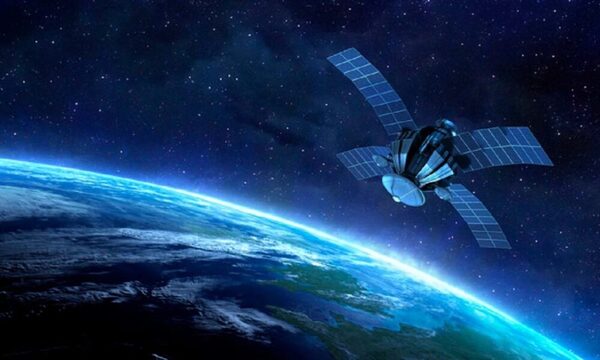 Elon Musk activa su servicio Starlink para Ucrania