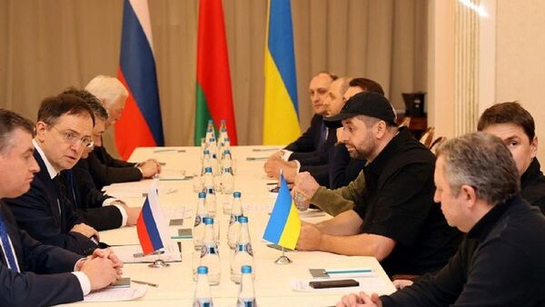 Las negociaciones ruso-ucranianas terminan por este lunes, pero seguirán