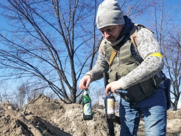 De la cerveza a los cócteles molotov, la lucha de una cervecería ucraniana contra Putin