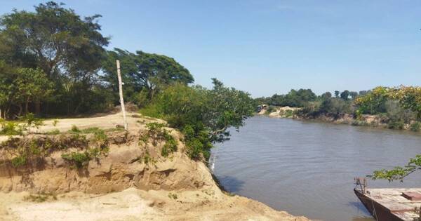 La Nación / Allanan y suspenden arenera que explotaba ilegalmente el río Monday