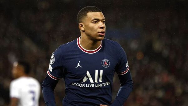 Kylian Mbappé hace soñar a París