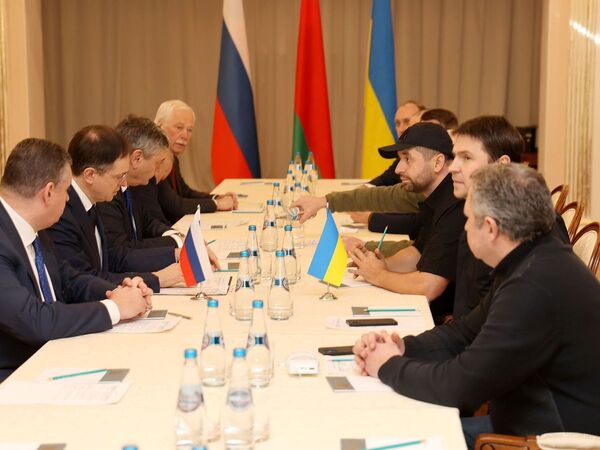 Rusia y Ucrania prevén una "segunda ronda" de negociaciones