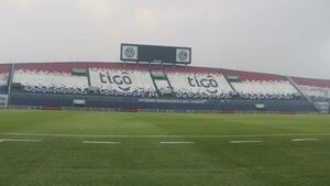 APF suspende partido Sol-Olimpia por tormenta de humo