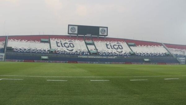 APF suspende partido Sol-Olimpia por tormenta de humo
