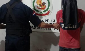 Joven golpeó e intentó apuñalar a su pareja con machete