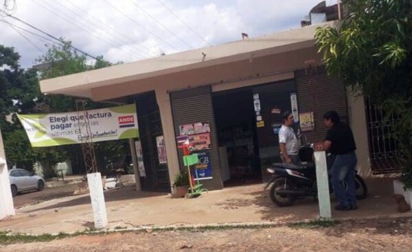 Solitario malviviente roba la recaudación del día de un negocio