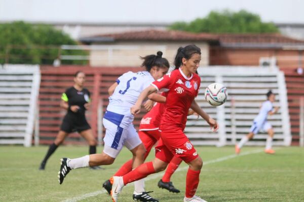 Cuatro victorias en la primera fecha de Fútbol Femenino - Fútbol - ABC Color