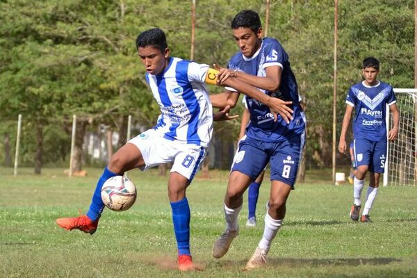 El 12 de Octubre sigue con racha en la Sub 18 - Fútbol - ABC Color