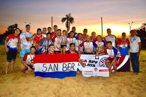 San Bernardino, campeón invicto de la tercera etapa de fútbol de playa - Polideportivo - ABC Color