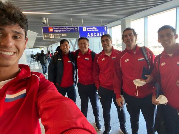 Equipo de Copa Davis llega a Bulgaria, sin Vergara - Polideportivo - ABC Color