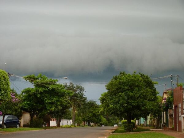 Anuncian tormentas eléctricas para Misiones y el sur del país