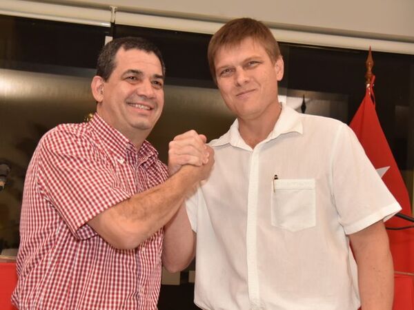 Hugo Velázquez elige a Juan Manuel Brunetti como su dupla presidencial
