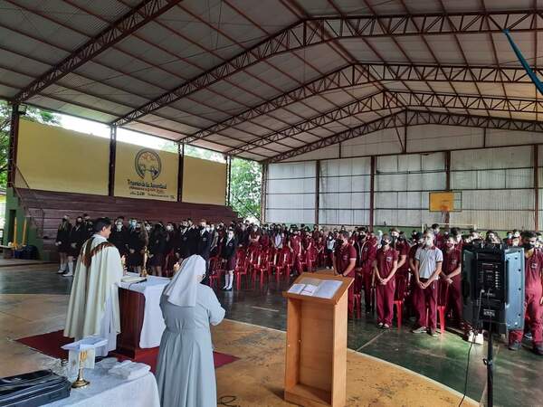 Padres y comunidad educativa quieren continuidad de las religiosas en el IPPB - La Clave