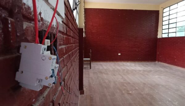 Los robos de Miguel Prieto con obras en escuelas siguen posponiendo inicio de clases