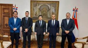 Azerbaiyán quiere vender petróleo y gas a Paraguay