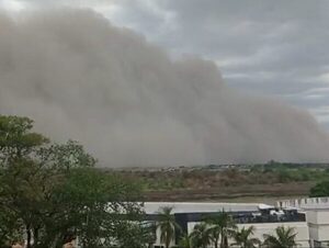 Fenómeno climático: fuertes vientos elevaron cenizas de incendios, explican · Radio Monumental 1080 AM