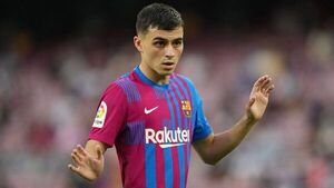 Pedri se postula como el heredero de Andrés Iniesta