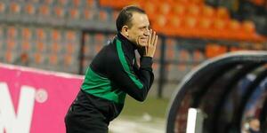 A horas del partido de revancha ante Olimpia, Nacional de Medellín se queda sin DT