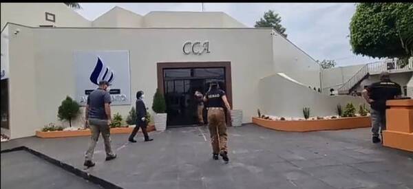Crónica / [Video]Allanamiento en la Iglesia "Avivamiento" de Curuguaty