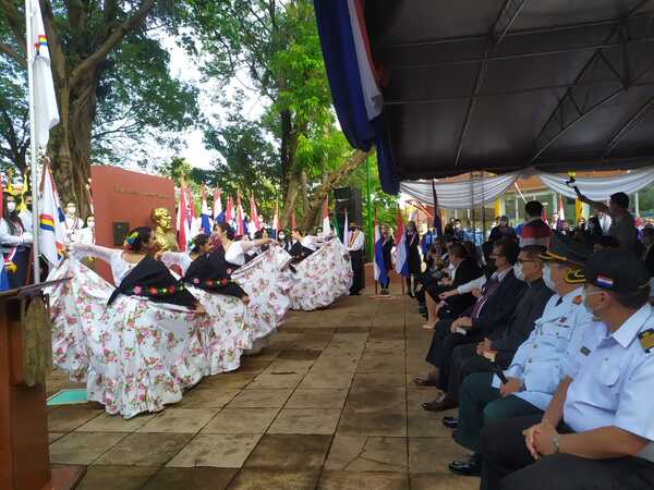 Conmemoran el Día de los Héroes en Encarnación