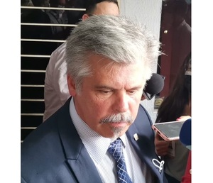Arnaldo Giuzzio se presentó, pero recusó a fiscales
