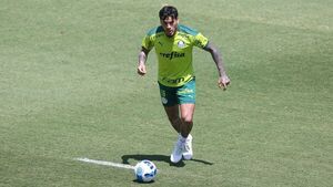 Gustavo Gómez superó el covid y jugará la vuelta de la Recopa - Fútbol Internacional - ABC Color