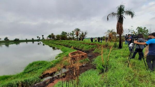 Caso Dahiana Espinoza: Desagotarán una laguna en busca del cuerpo de la mujer en Guarambaré