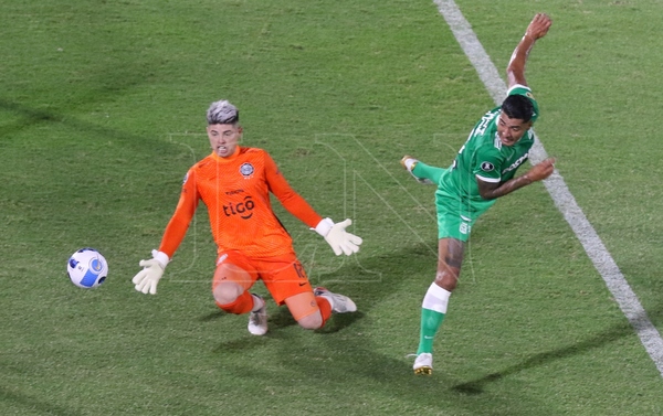 Aguilar, baja de última hora en Olimpia