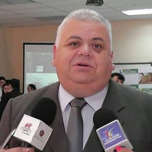 Oposición pide salida de diputado colorado por supuestos narcoaudios