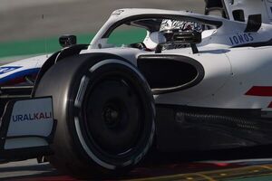 La FIA permite correr a los pilotos rusos, pero sin bandera ni símbolos - Automovilismo - ABC Color