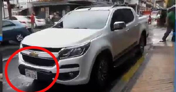 La Nación / Giuzzio apareció en su audiencia en camioneta de narco incautada