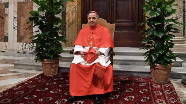 El Vaticano interrogará al cardenal acusado de malversación de fondos
