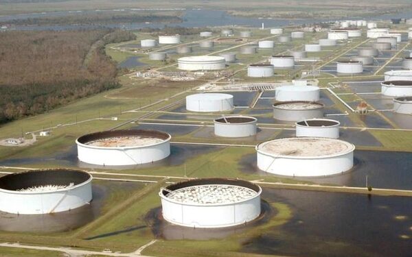 EE.UU y sus aliados consideran la posibilidad de liberar la Reserva Estratégica de Petróleo tras elevado costo del crudo