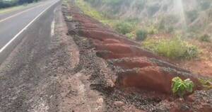 La Nación / San Pedro: pobladores lamentan el rápido deterioro de banquina en ruta recién terminada